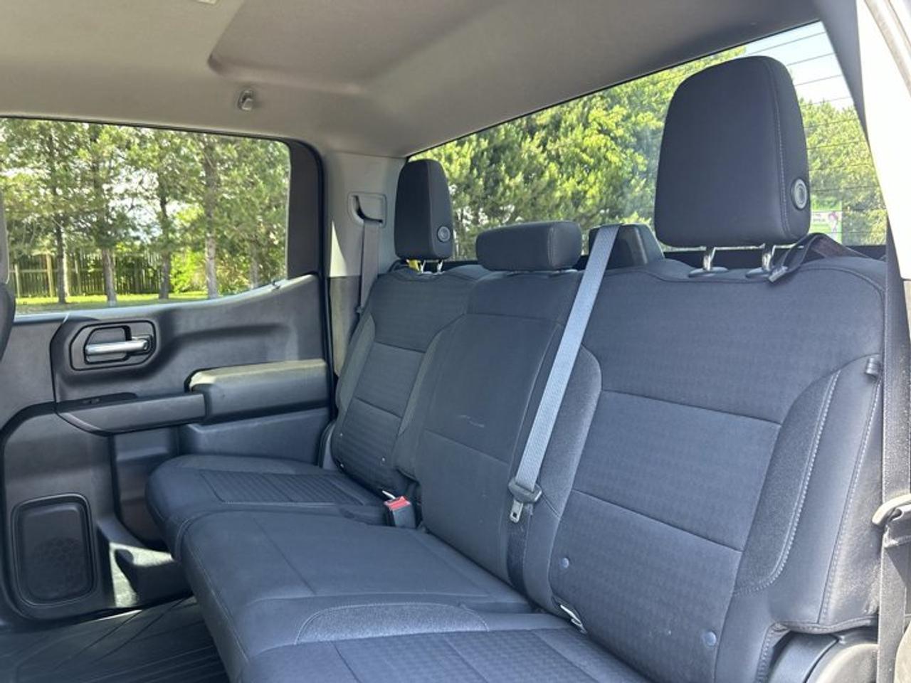 2022 Chevrolet Silverado 1500 Custom Crew Cab 4WD Photo