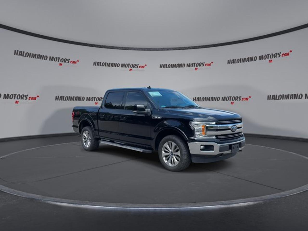 2018 Ford F-150 LARIAT SuperCrew 5.5' Box 4WD | No Accidents | Vent. Front Seats Photo