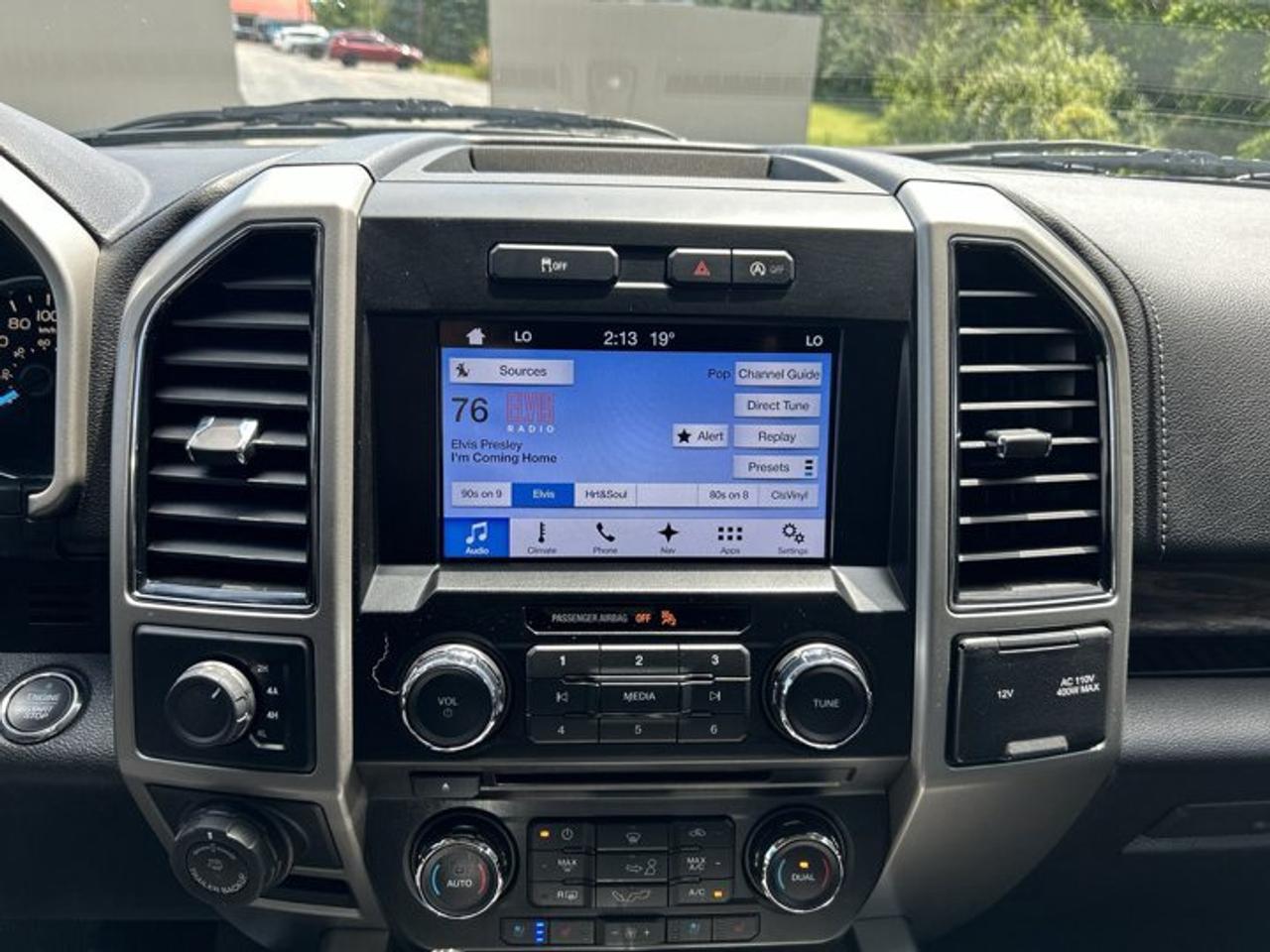 2018 Ford F-150 LARIAT SuperCrew 5.5' Box 4WD | No Accidents | Vent. Front Seats Photo