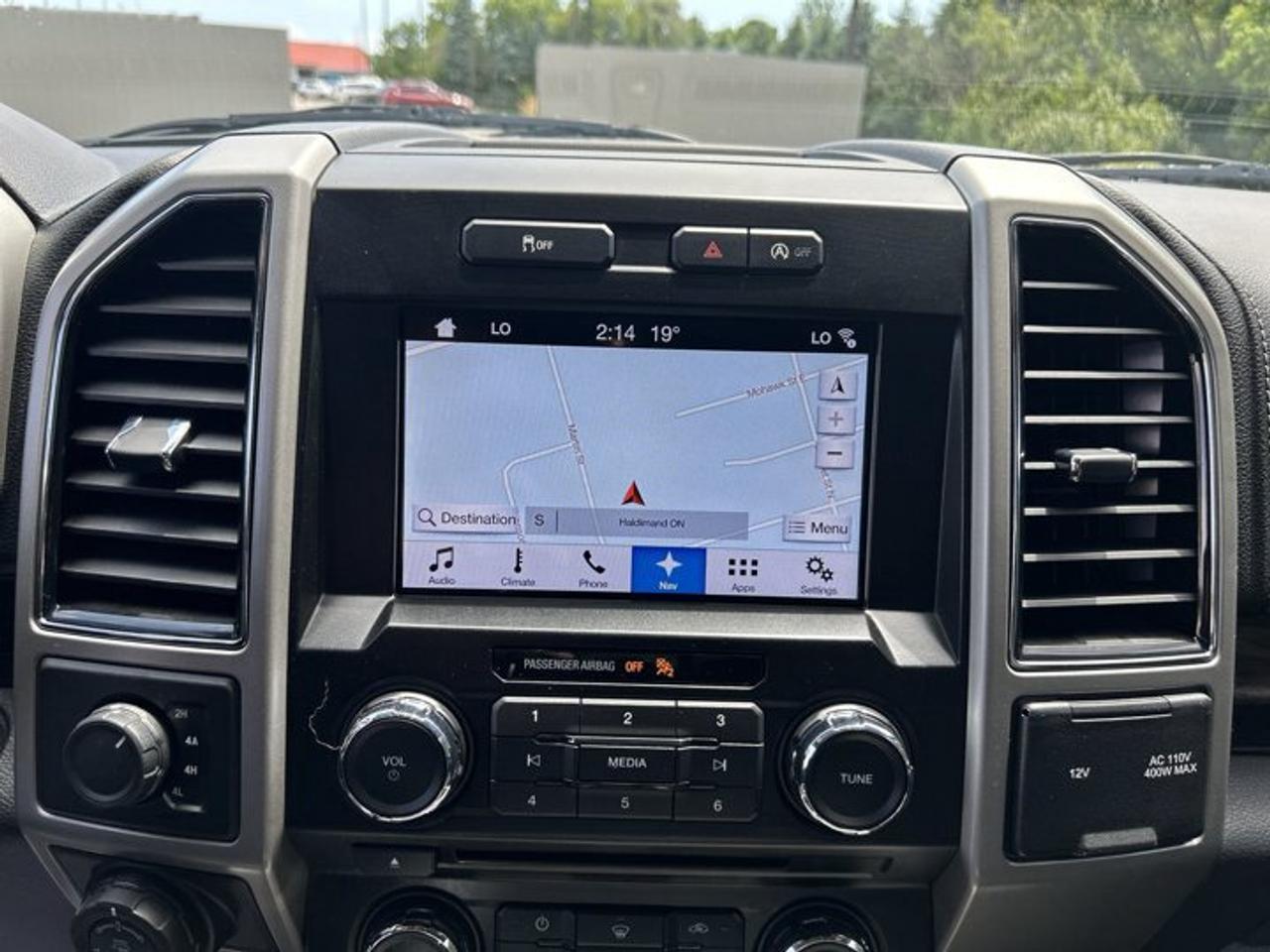 2018 Ford F-150 LARIAT SuperCrew 5.5' Box 4WD | No Accidents | Vent. Front Seats Photo