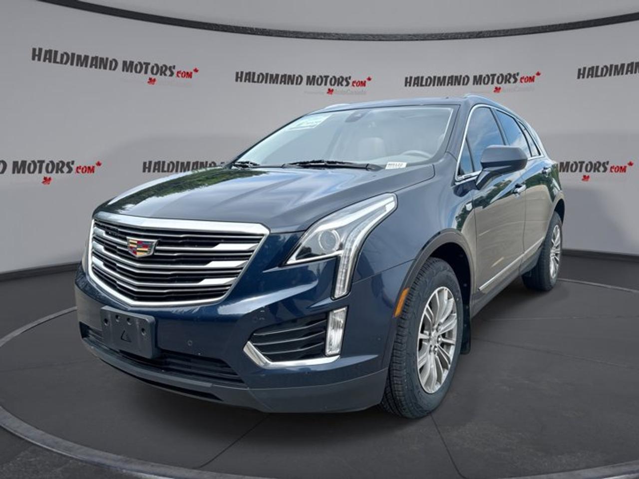 2017 Cadillac XT5 Luxury AWD | Panoramic Sunroof | Leather Seats Photo