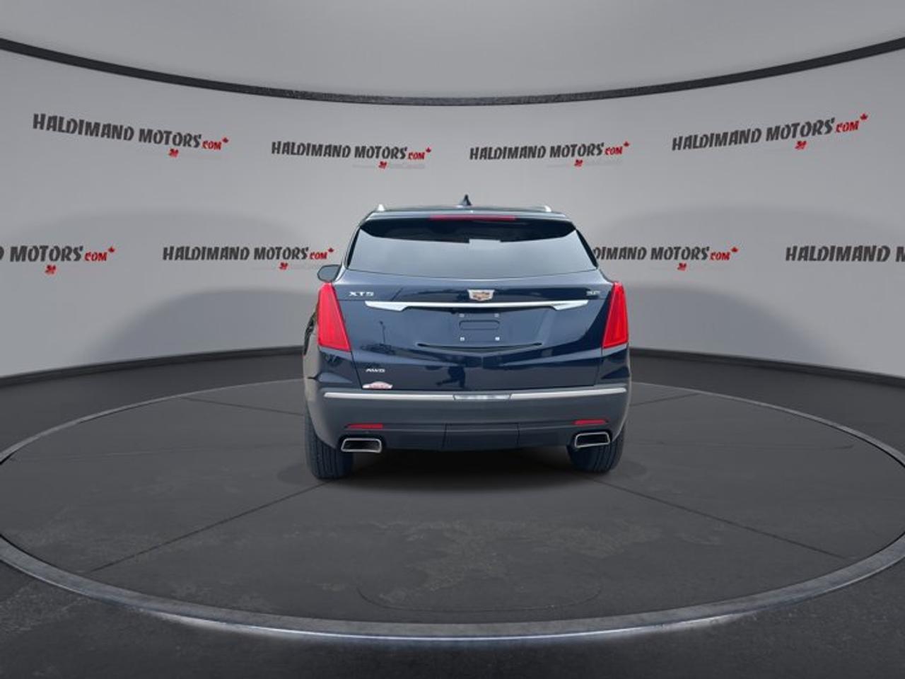 2017 Cadillac XT5 Luxury AWD | Panoramic Sunroof | Leather Seats Photo