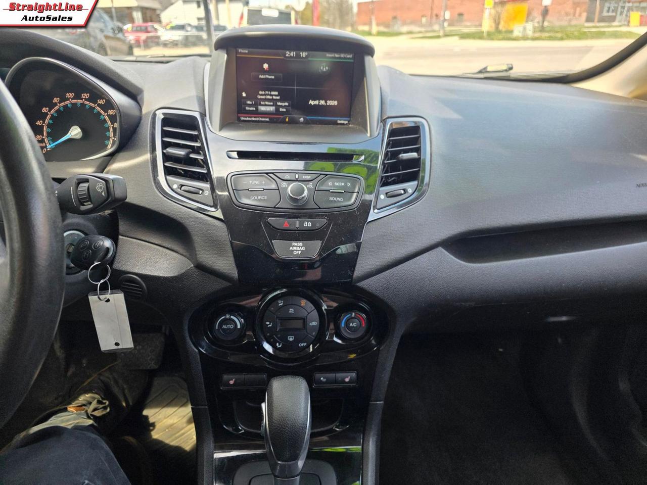 2014 Ford Fiesta SE Hatchback Photo