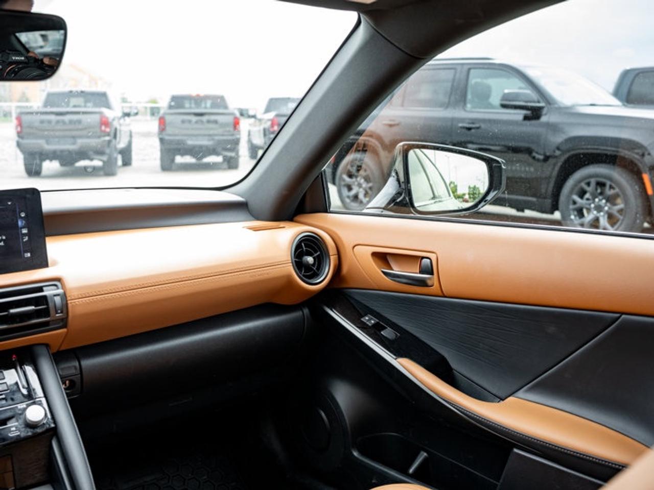 2025 Lexus IS IS 300 Photo