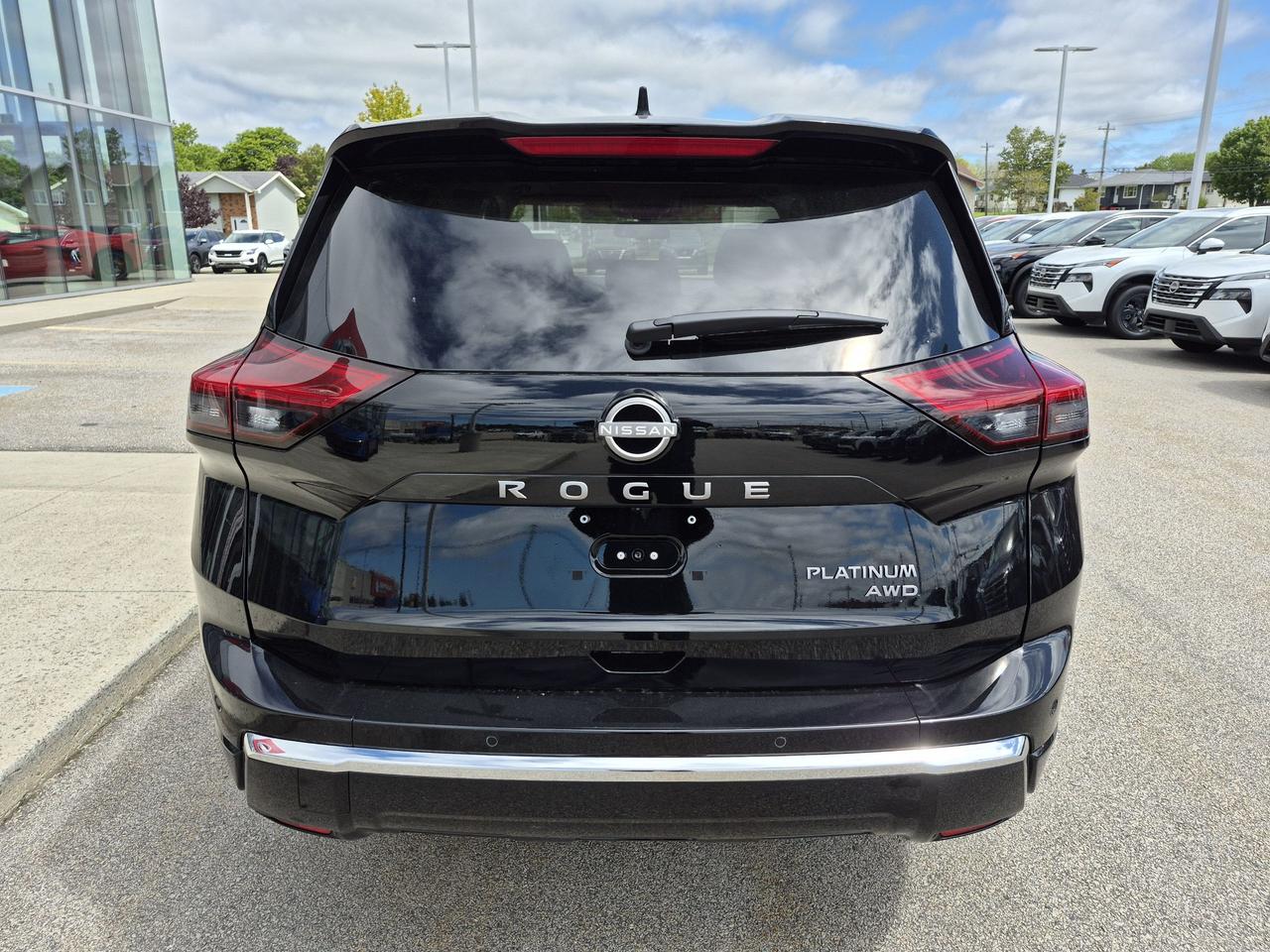 2026 Nissan ROGUE PLATINUM  Photo