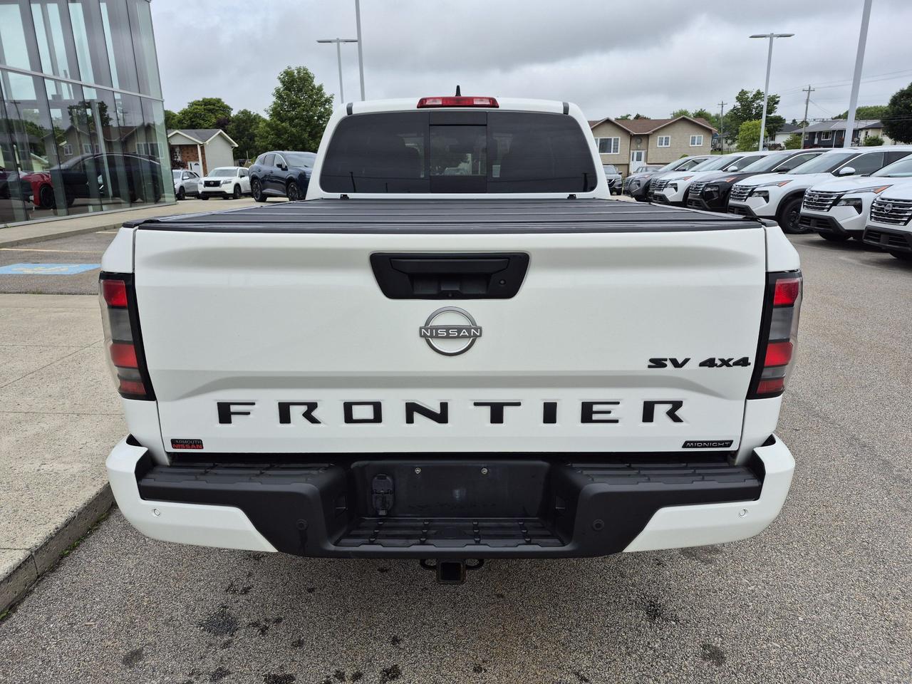 2023 Nissan Frontier SV Midnight Edition Photo