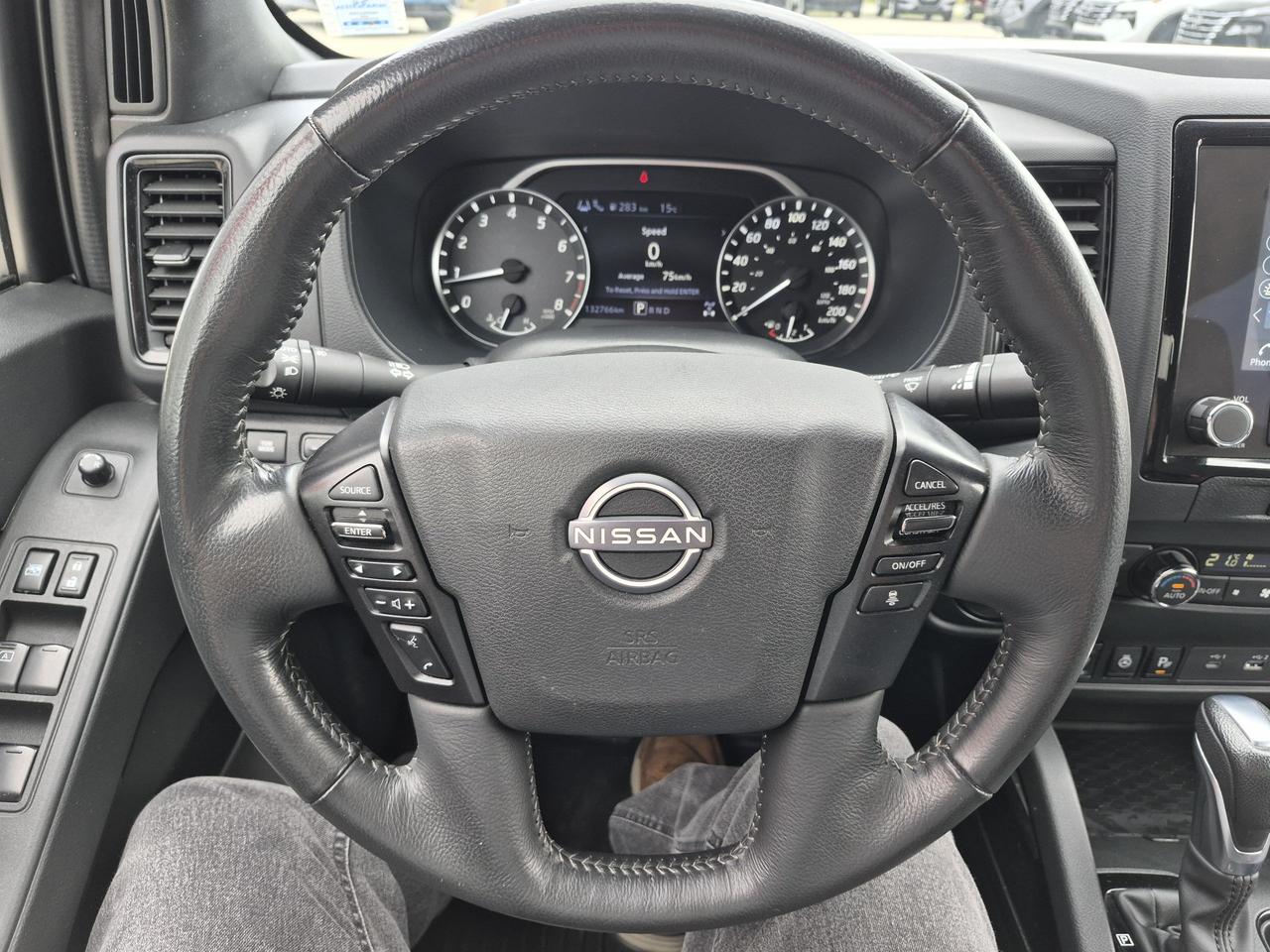 2023 Nissan Frontier SV Midnight Edition Photo