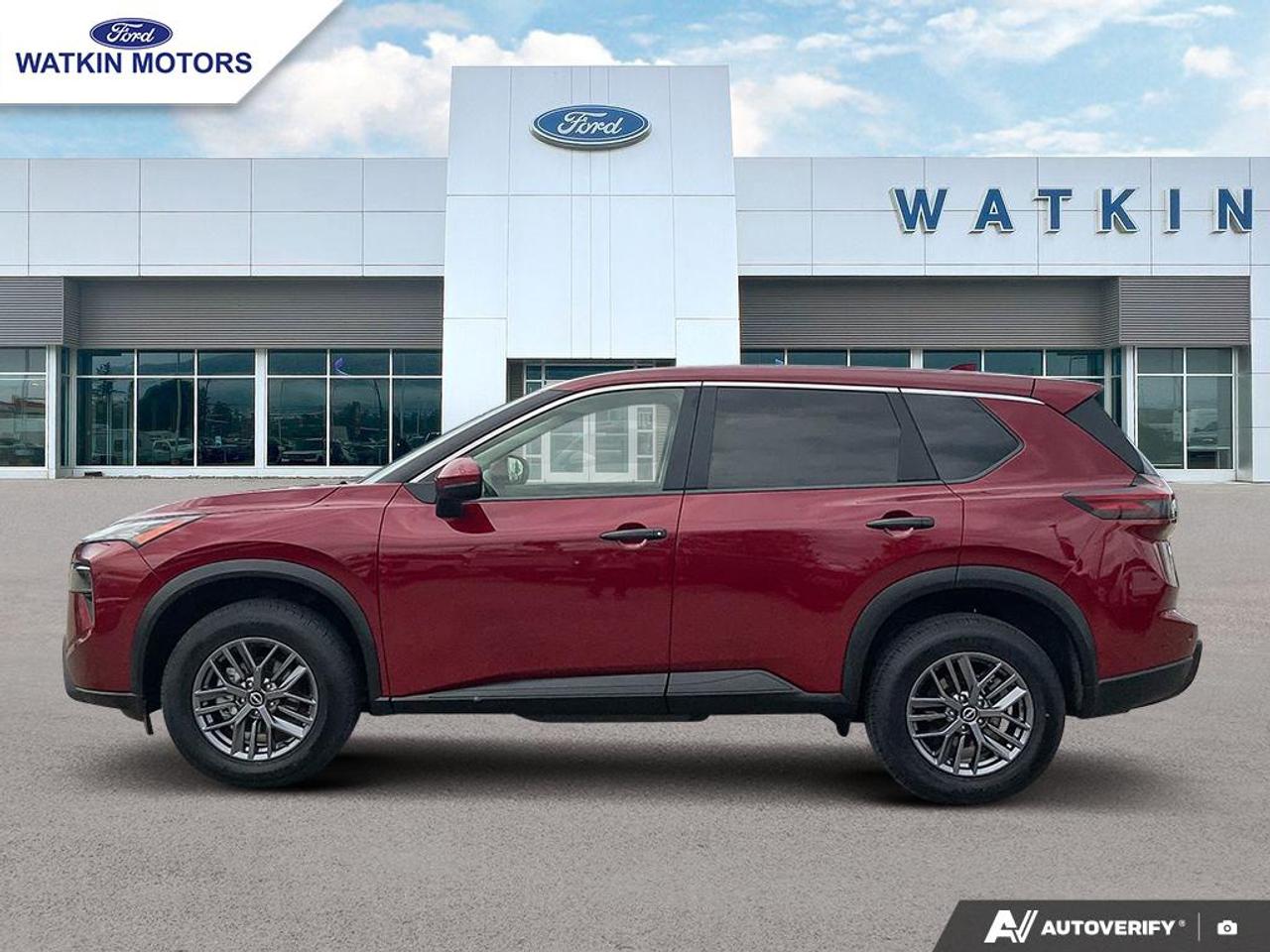 2025 Nissan Rogue AWD S Photo1