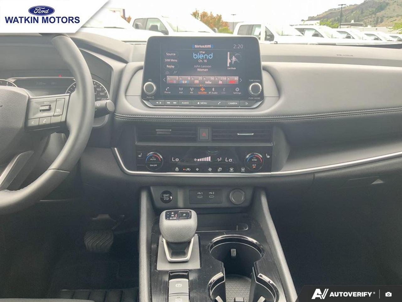 2025 Nissan Rogue AWD S Photo21