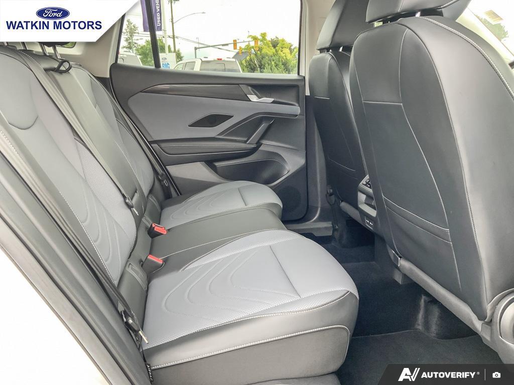 2026 Volkswagen Tiguan 4Motion SE photo 26