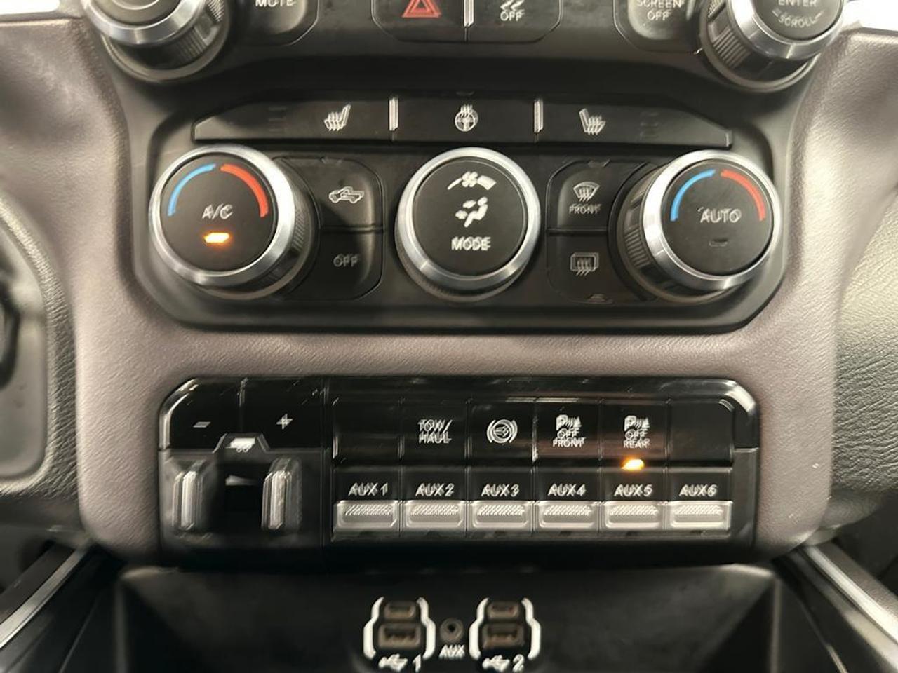 14132038
