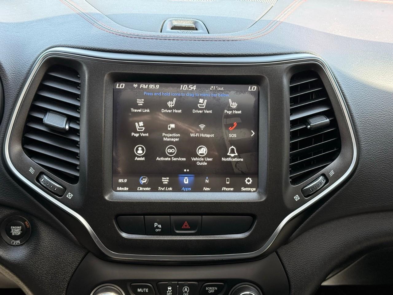 2020 Jeep Cherokee Trailhawk 4x4-MOONROOF-HEATED AND COOLED SEATS-LEATHER SEATS Photo