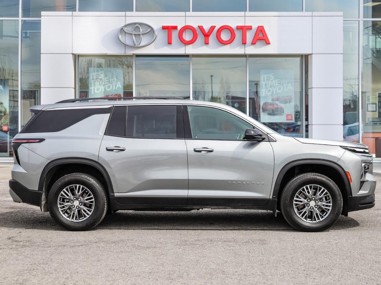 2025 Chevrolet Traverse LT Photo