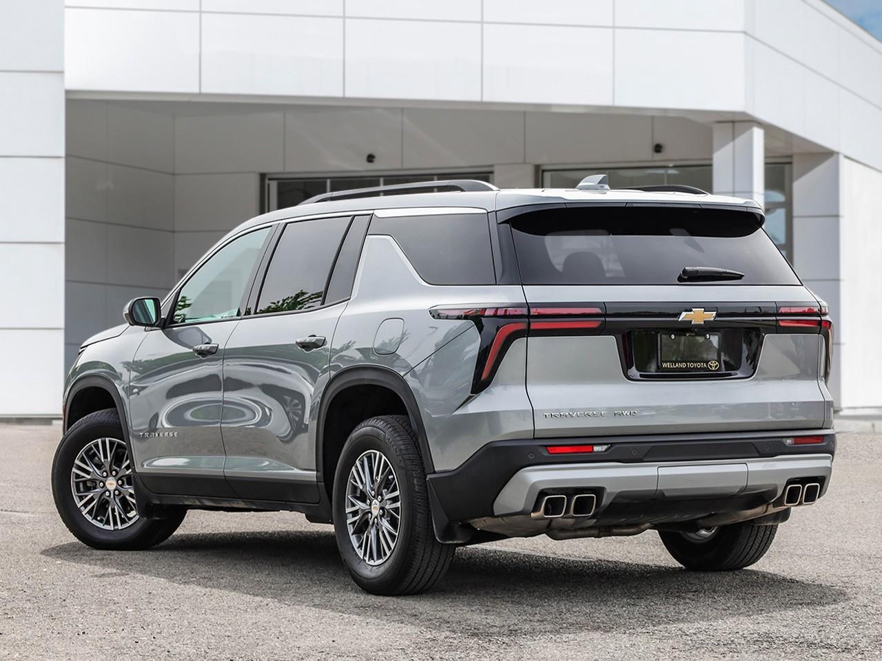 2025 Chevrolet Traverse LT Photo
