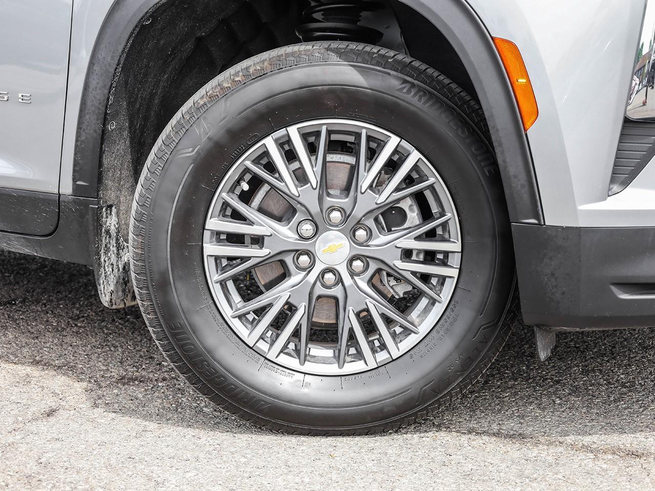 2025 Chevrolet Traverse LT Photo