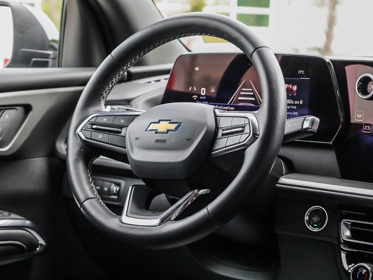 2025 Chevrolet Traverse LT Photo