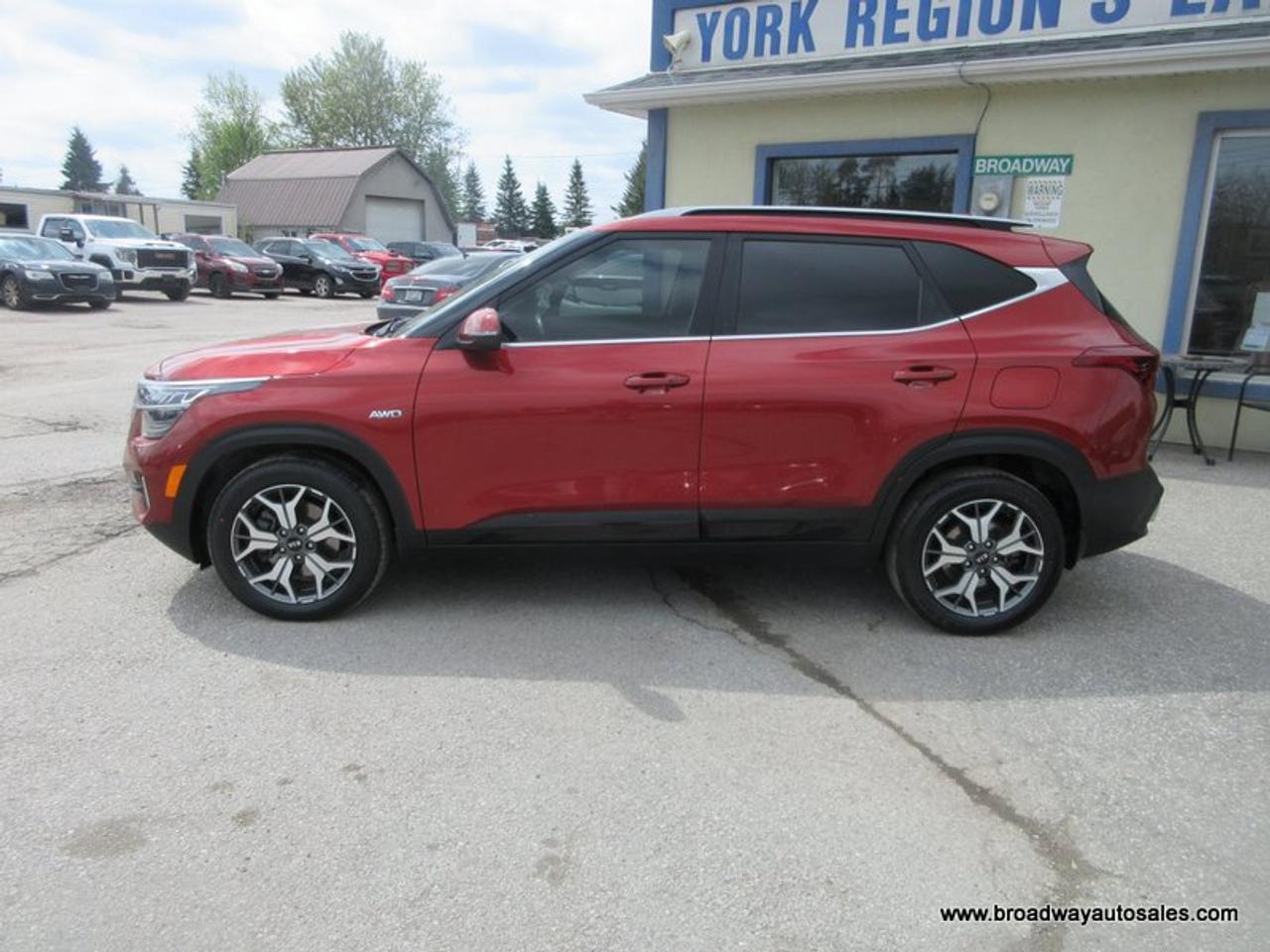 2021 Kia Seltos ALL-WHEEL DRIVE EX-PACKAGE 5 PASSENGER 2.0L - DOHC.. NAVIGATION.. POWER SUNROOF.. LEATHER.. HEATED/AC SEATS.. BACK-UP CAMERA.. BLUETOOTH SYSTEM.. Photo