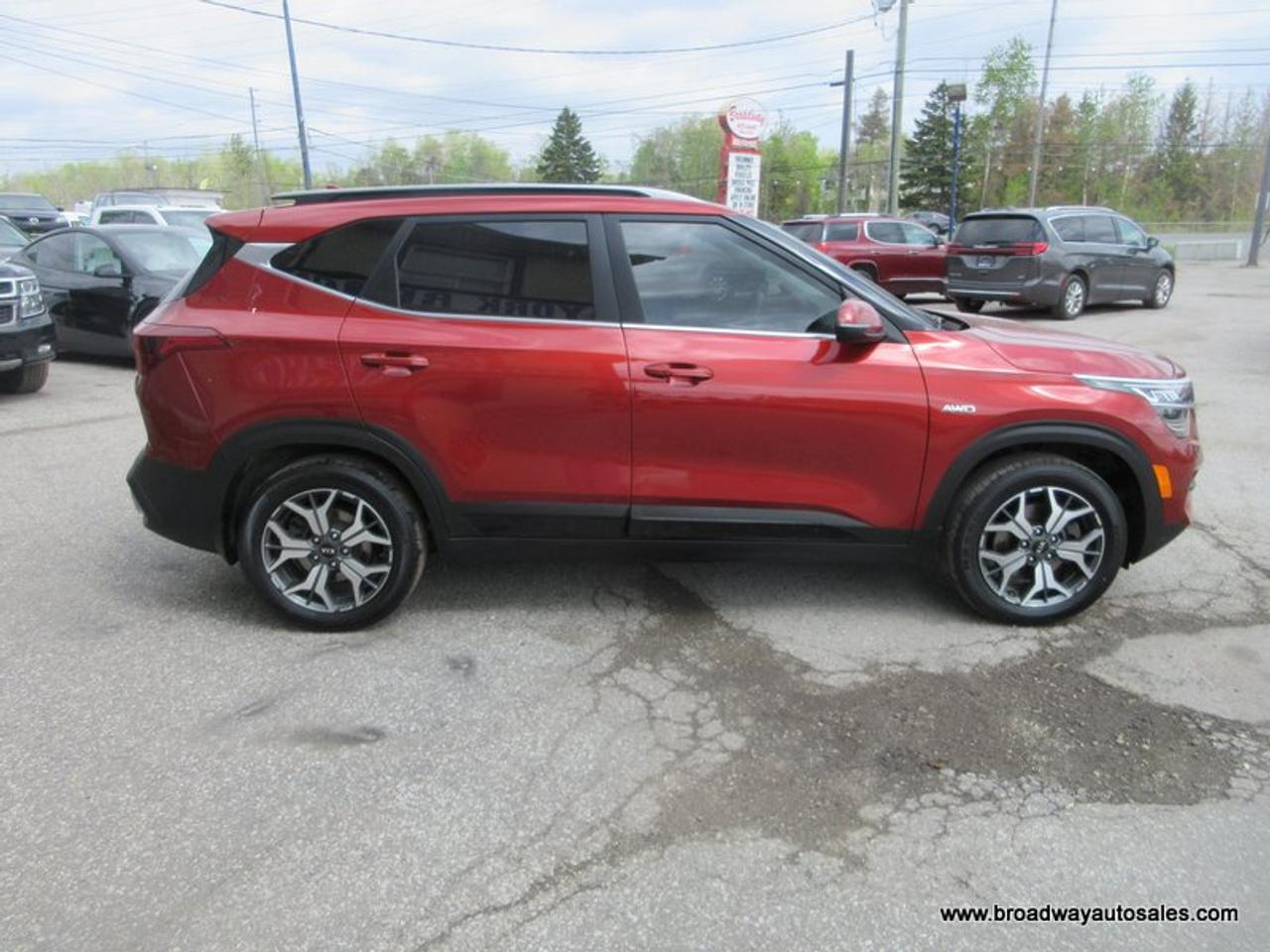 2021 Kia Seltos ALL-WHEEL DRIVE EX-PACKAGE 5 PASSENGER 2.0L - DOHC.. NAVIGATION.. POWER SUNROOF.. LEATHER.. HEATED/AC SEATS.. BACK-UP CAMERA.. BLUETOOTH SYSTEM.. Photo