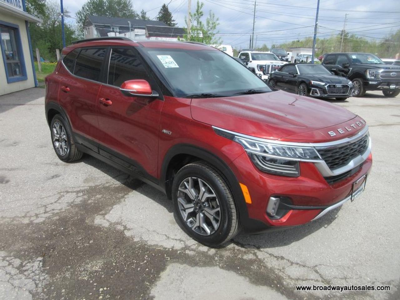 2021 Kia Seltos ALL-WHEEL DRIVE EX-PACKAGE 5 PASSENGER 2.0L - DOHC.. NAVIGATION.. POWER SUNROOF.. LEATHER.. HEATED/AC SEATS.. BACK-UP CAMERA.. BLUETOOTH SYSTEM.. Photo