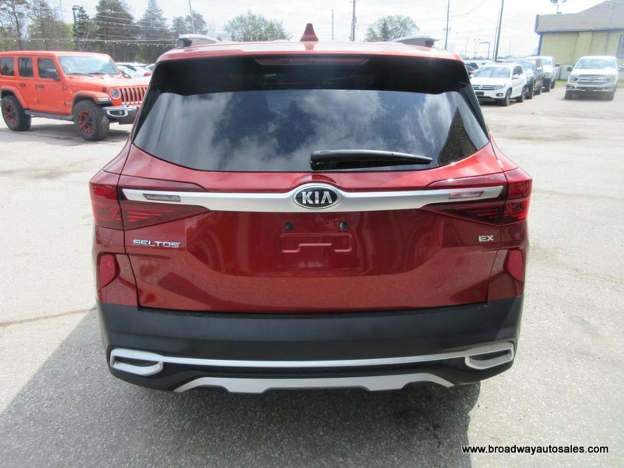 2021 Kia Seltos ALL-WHEEL DRIVE EX-PACKAGE 5 PASSENGER 2.0L - DOHC.. NAVIGATION.. POWER SUNROOF.. LEATHER.. HEATED/AC SEATS.. BACK-UP CAMERA.. BLUETOOTH SYSTEM.. Photo