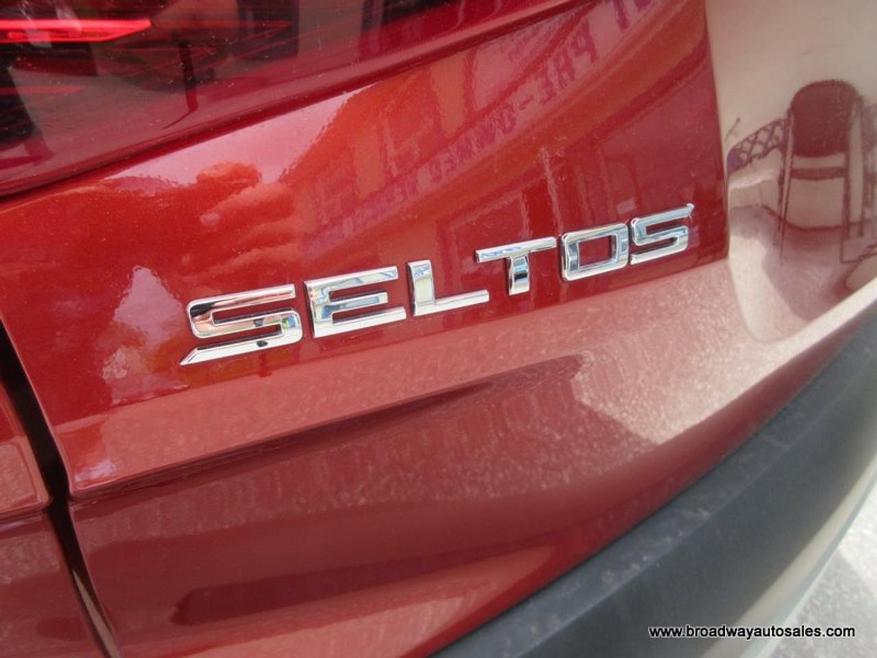 2021 Kia Seltos ALL-WHEEL DRIVE EX-PACKAGE 5 PASSENGER 2.0L - DOHC.. NAVIGATION.. POWER SUNROOF.. LEATHER.. HEATED/AC SEATS.. BACK-UP CAMERA.. BLUETOOTH SYSTEM.. Photo