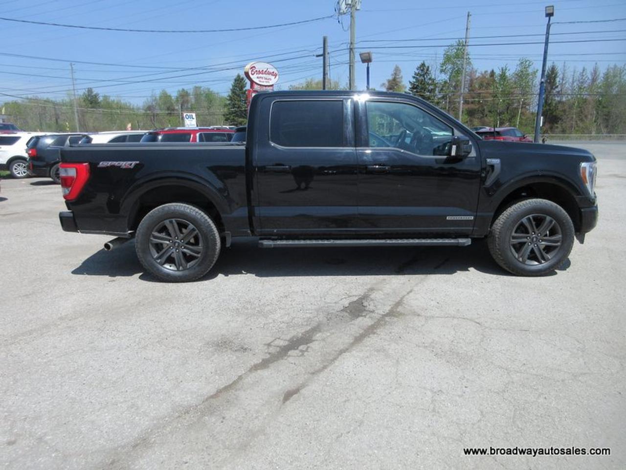 2022 Ford F-150 FUEL EFFICIENT LARIAT-MODEL 5 PASSENGER 3.5L - HYBRID ENGINE.. 4X4.. CREW-CAB.. SHORTY.. NAVIGATION.. SUNROOF.. LEATHER.. POWER PEDALS.. Photo