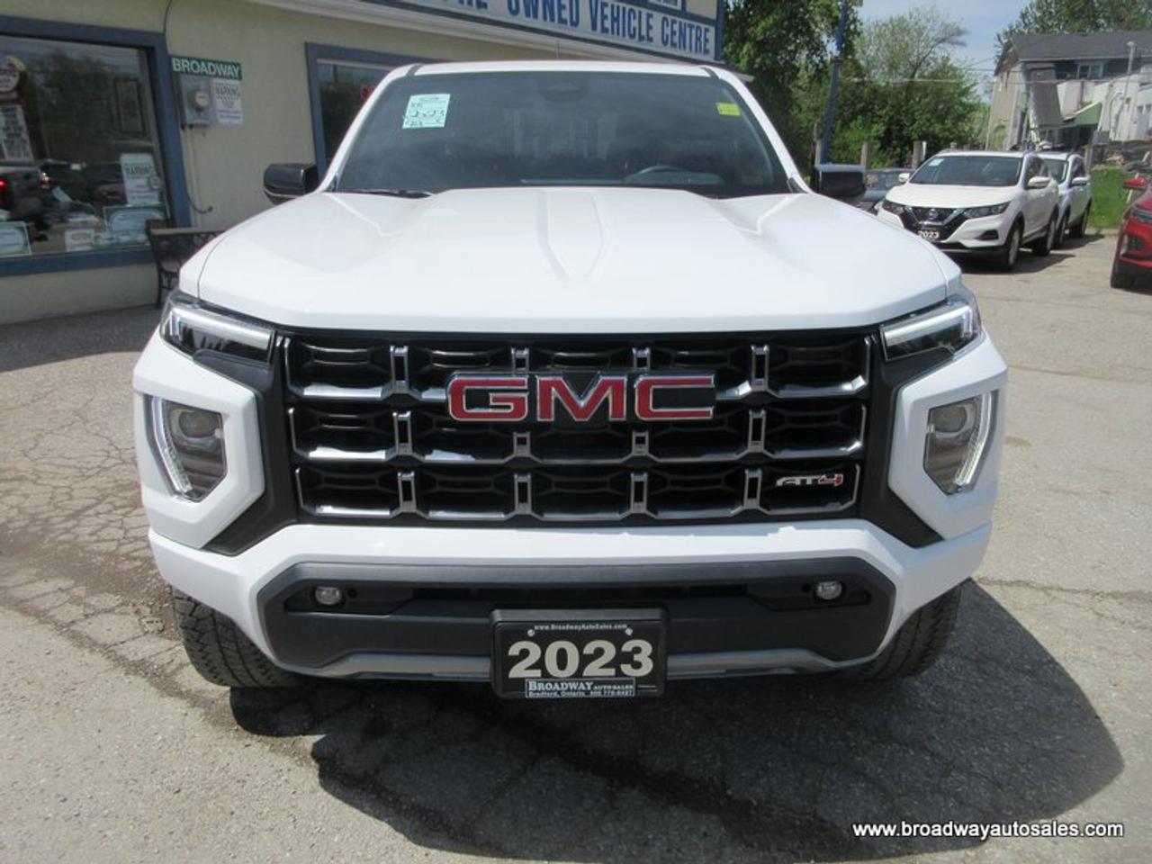 2023 GMC Canyon LOADED AT4-VERSION 5 PASSENGER 2.7L - DOHC.. 4X4.. CREW-CAB.. SHORTY.. POWER SUNROOF.. LEATHER.. HEATED/AC SEATS.. BOSE AUDIO.. BACK-UP CAMERA.. Photo4