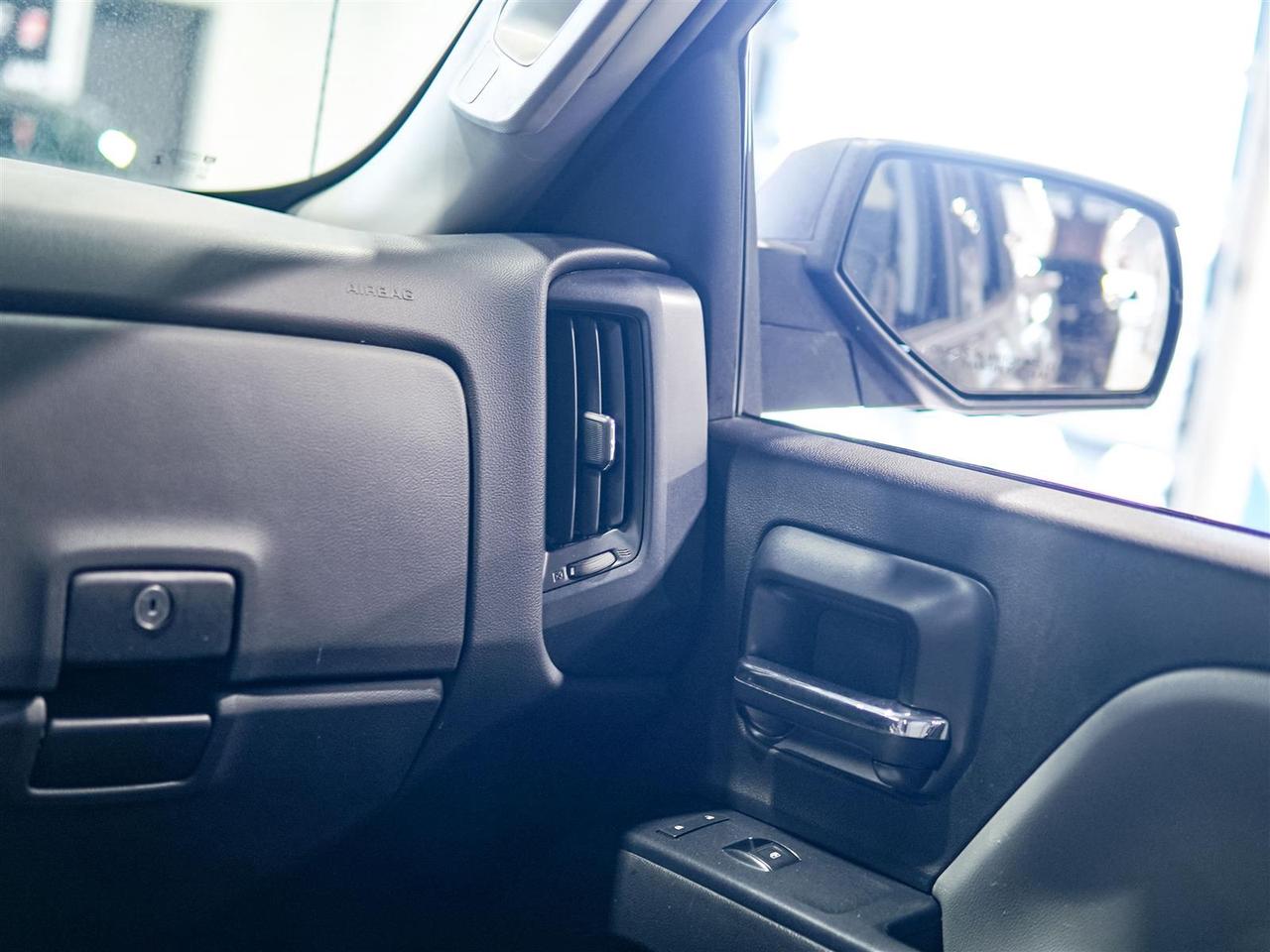 2016 Chevrolet Silverado 1500 5.3L V8 DOUBLE CAB 4X4 | AS IS SPECIAL Photo