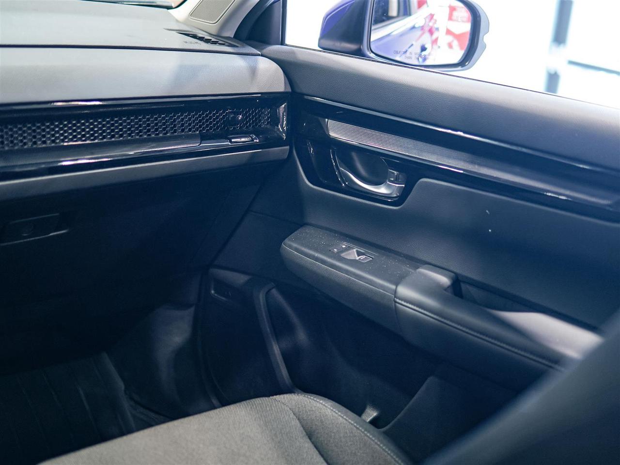 2025 Honda CR-V SPORT AWD | NO ACCIDENTS | ONE OWNER Photo