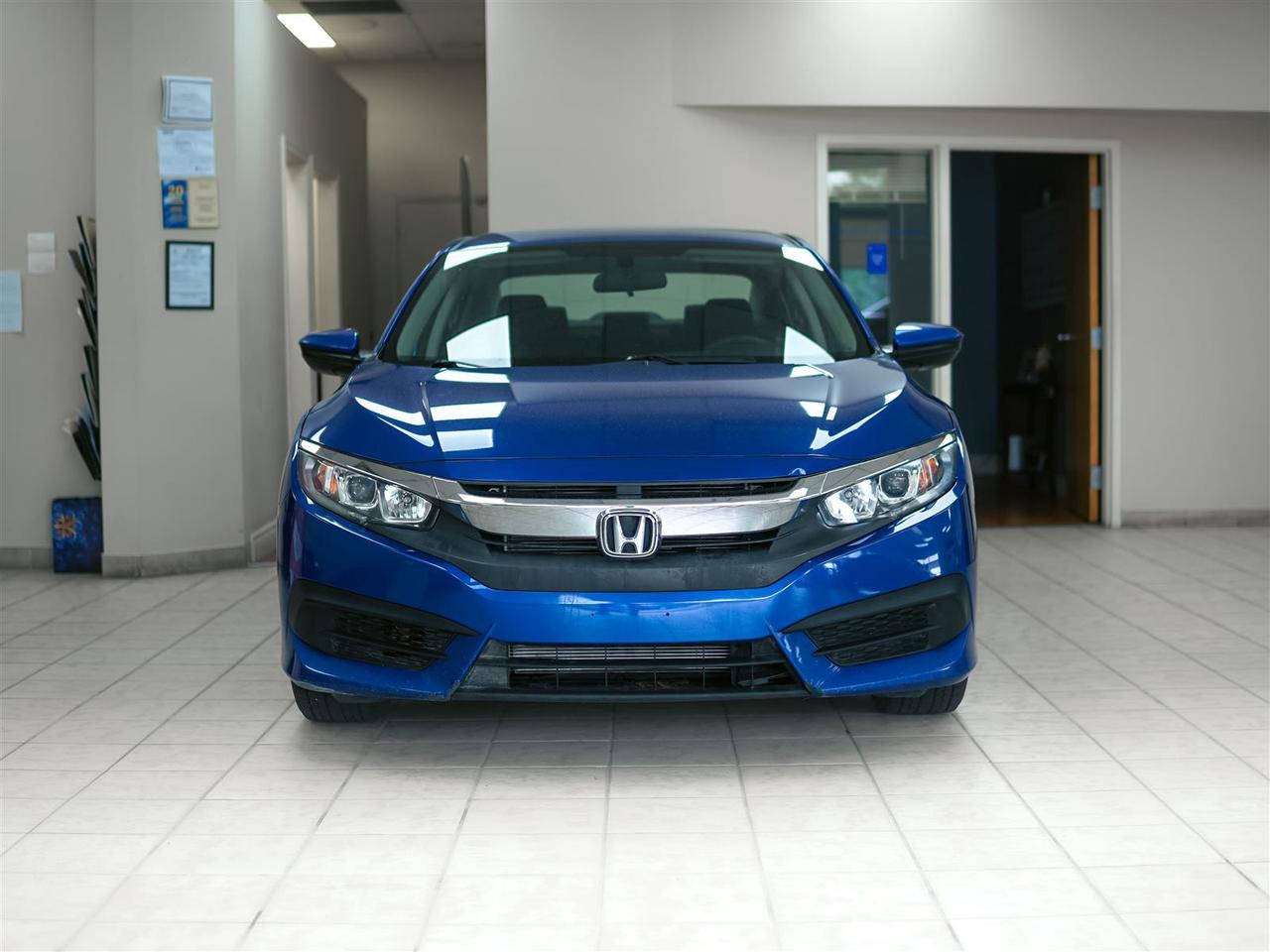 2018 Honda Civic LX | NO ACCIDENTS | HONDA SERVICED Photo2