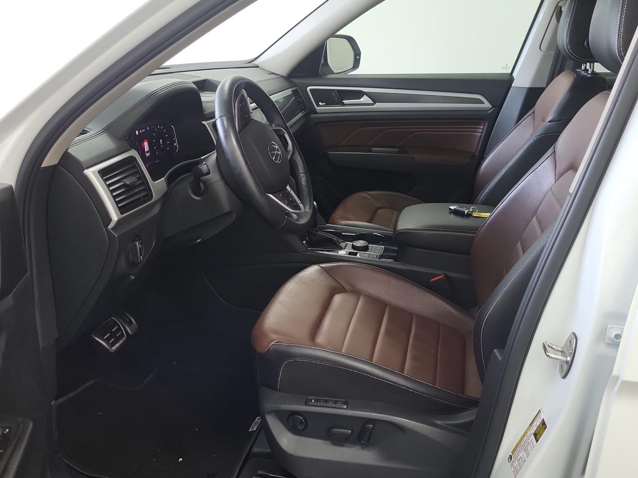 2023 Volkswagen Atlas EXECLINE | RLINE | NO ACCIDENTS | DEALER SERVICED Photo