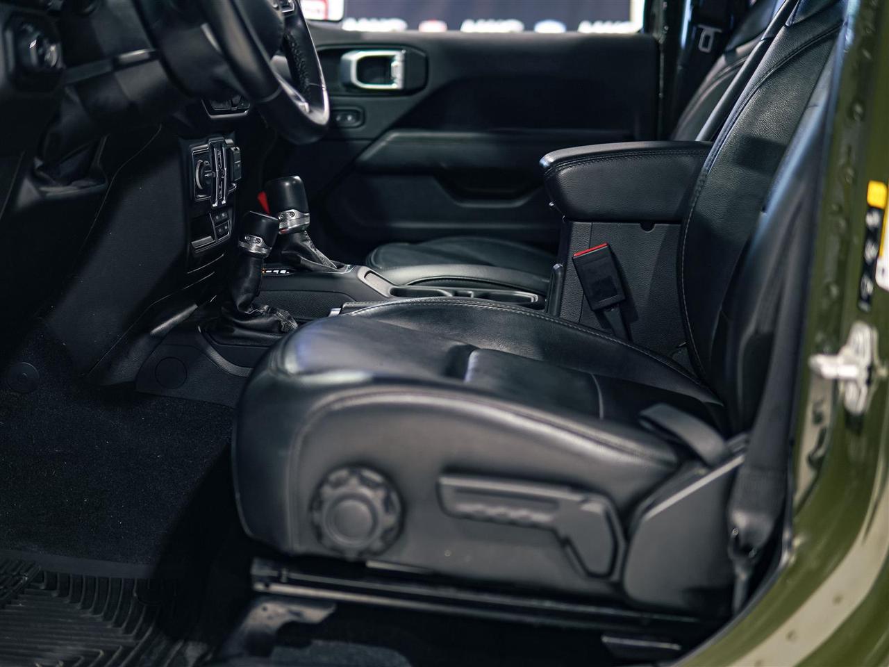 2023 Jeep Wrangler SAHARA ALTITUDE | 4X4 | LEATHER | 3.6 6 CYL | NO ACCIDENTS Photo