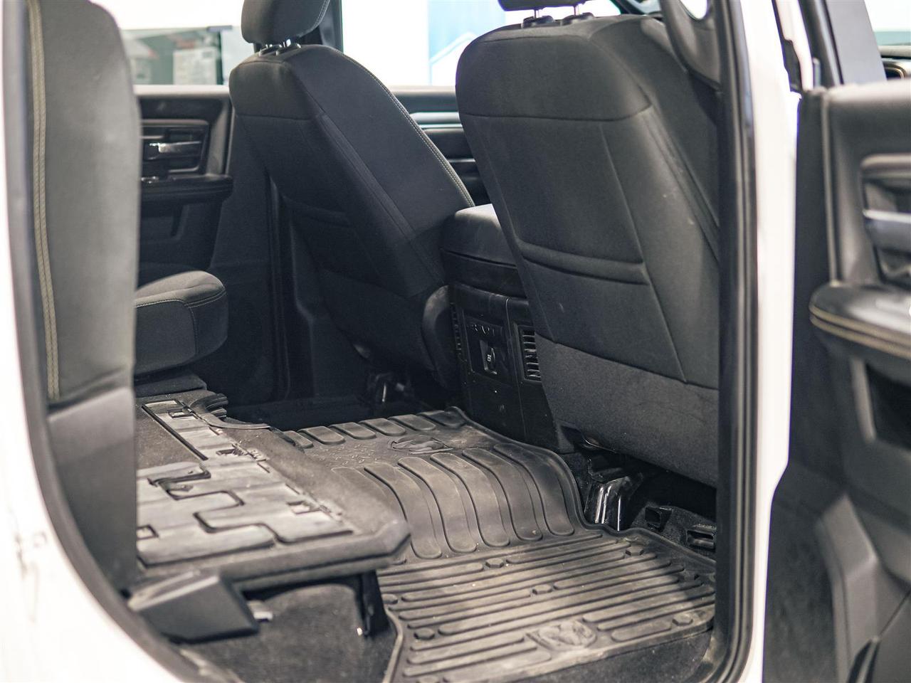 2022 RAM 1500 Classic WARLOCK | CREW | 4X4 | SOUND + TECH + PREF PKG Photo