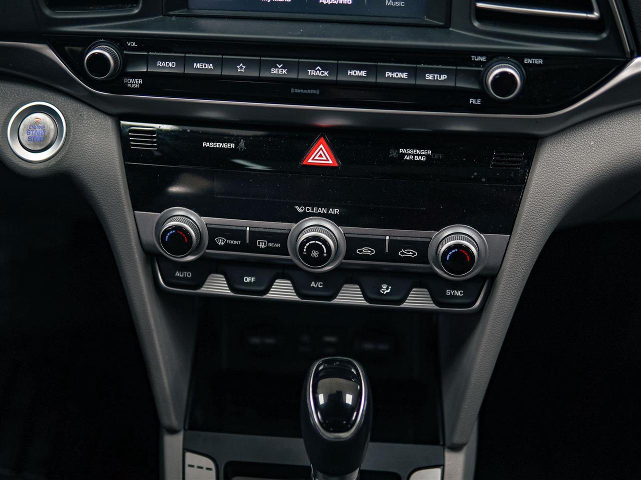 2020 Hyundai Elantra LUXURY | NO ACCIDENTS | LEATHER | SUNROOF Photo