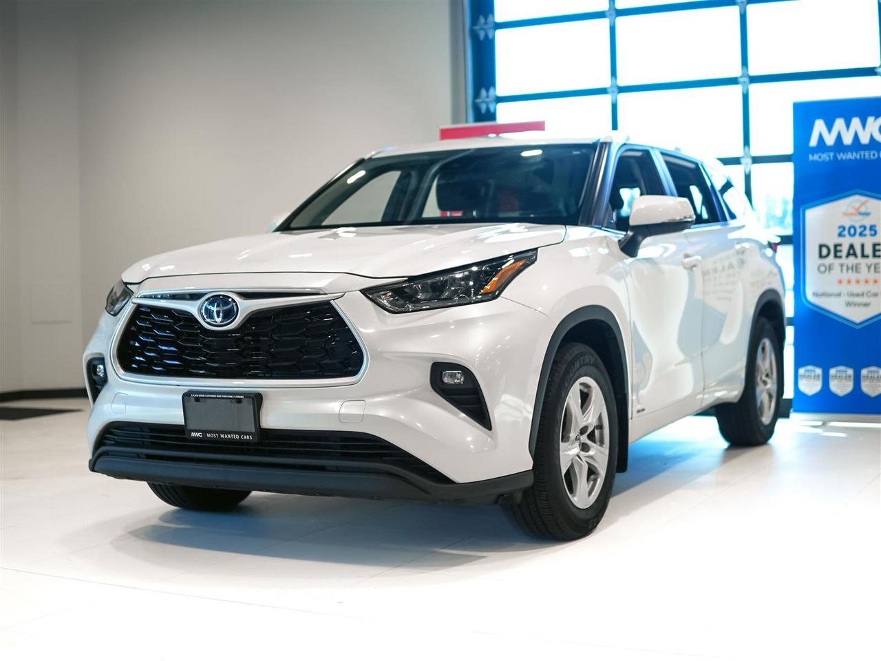 2023 Toyota Highlander HYBRID LE HYBRID | NO ACCIDENTS | TOYOTA SERVICED Photo