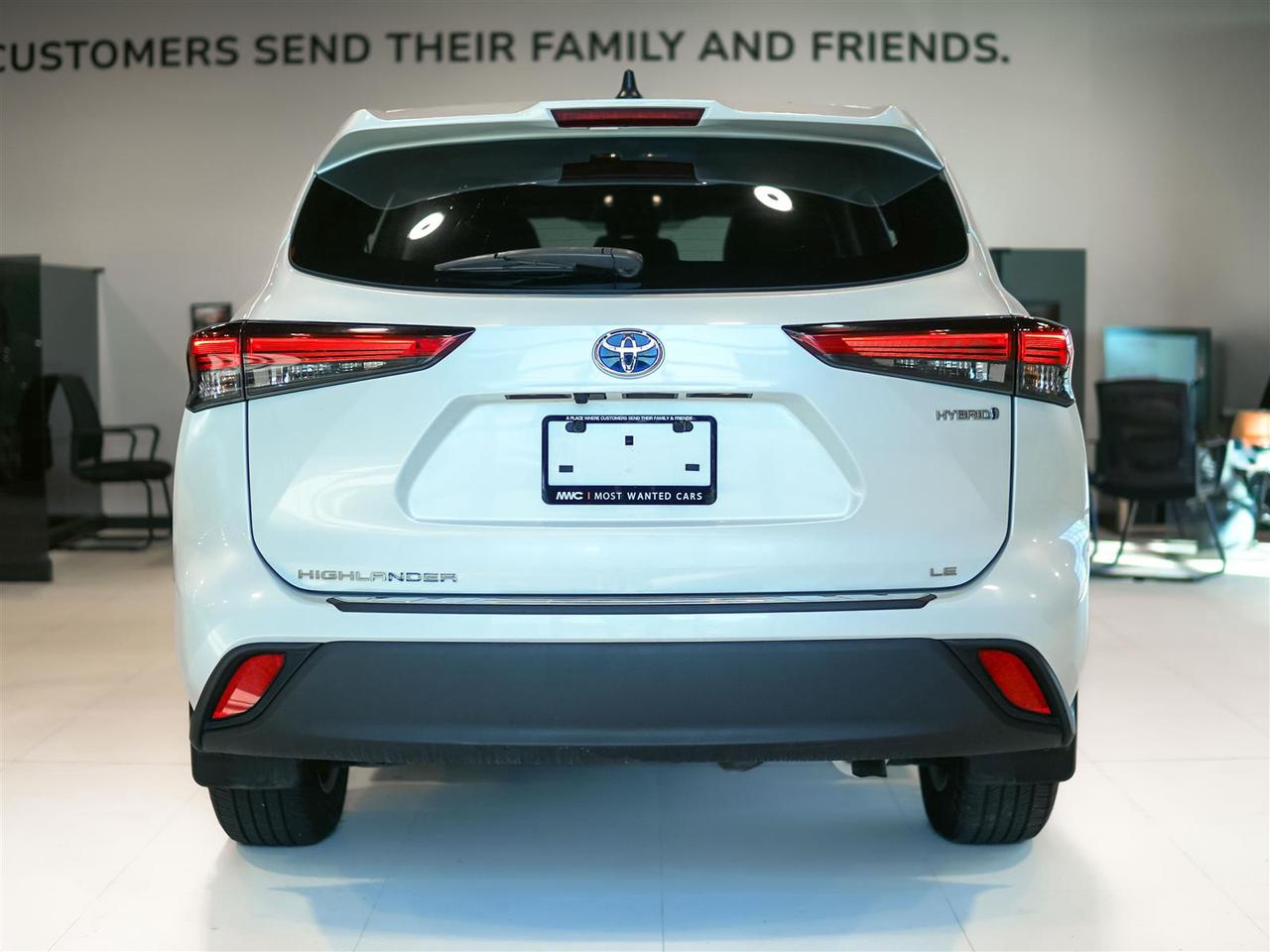 2023 Toyota Highlander HYBRID LE HYBRID | NO ACCIDENTS | TOYOTA SERVICED Photo