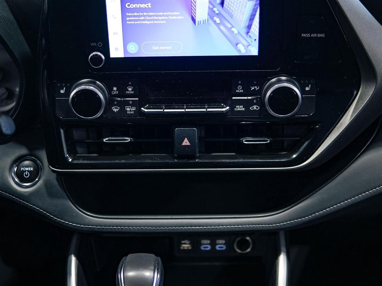 2023 Toyota Highlander HYBRID LE HYBRID | NO ACCIDENTS | TOYOTA SERVICED Photo