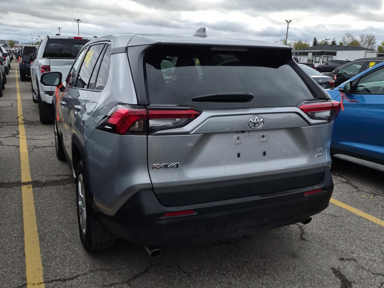 2025 Toyota RAV4 LE AWD | NO ACCIDENTS | BLIND SPOT Photo