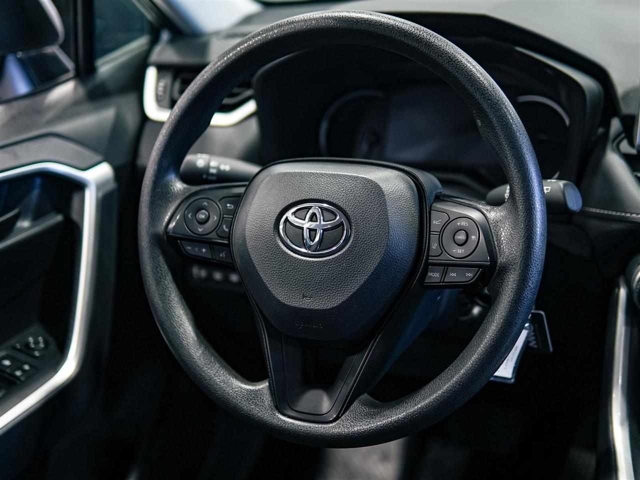 2025 Toyota RAV4 LE AWD | NO ACCIDENTS | BLIND SPOT Photo