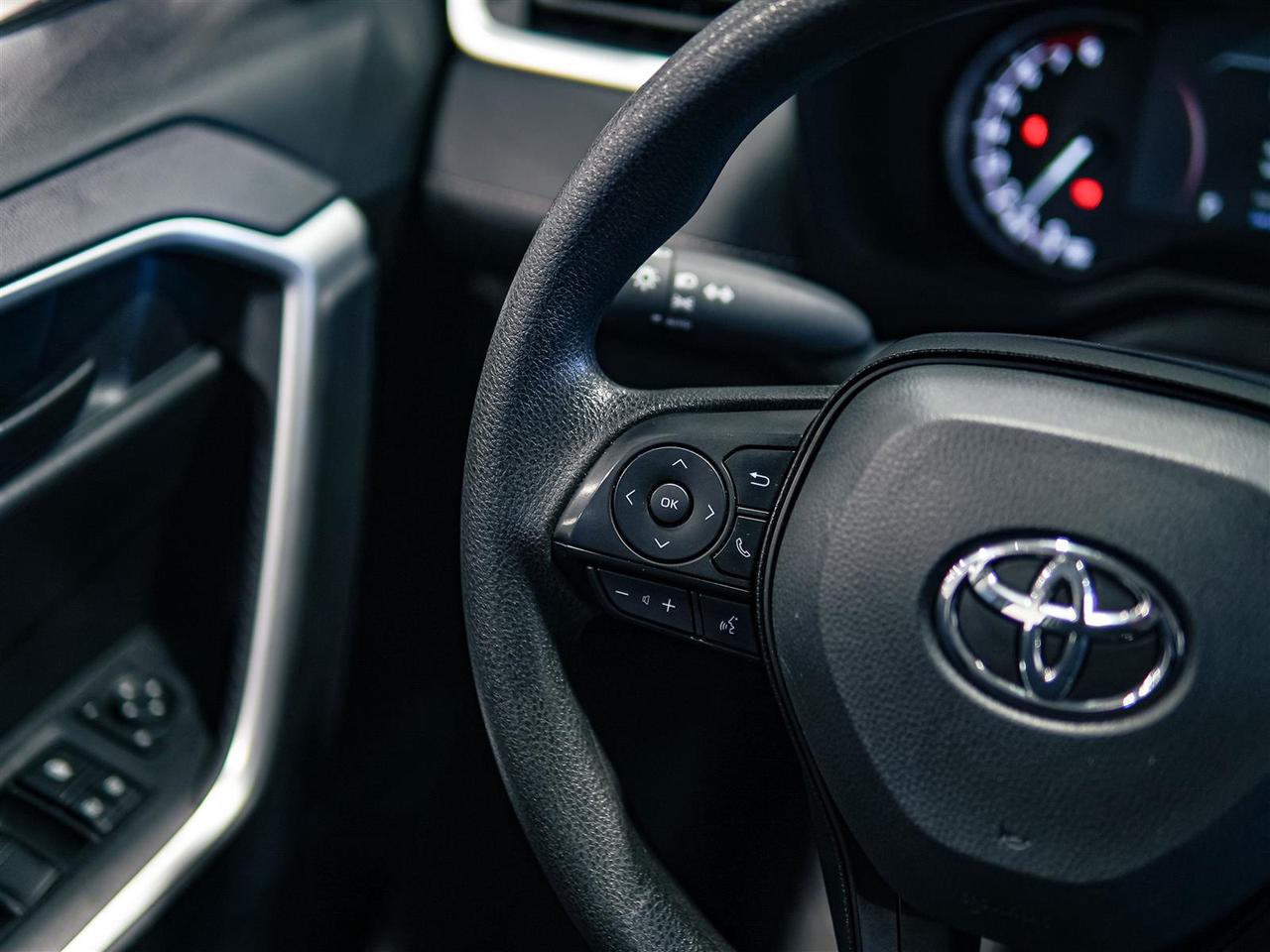 2025 Toyota RAV4 LE AWD | NO ACCIDENTS | BLIND SPOT Photo