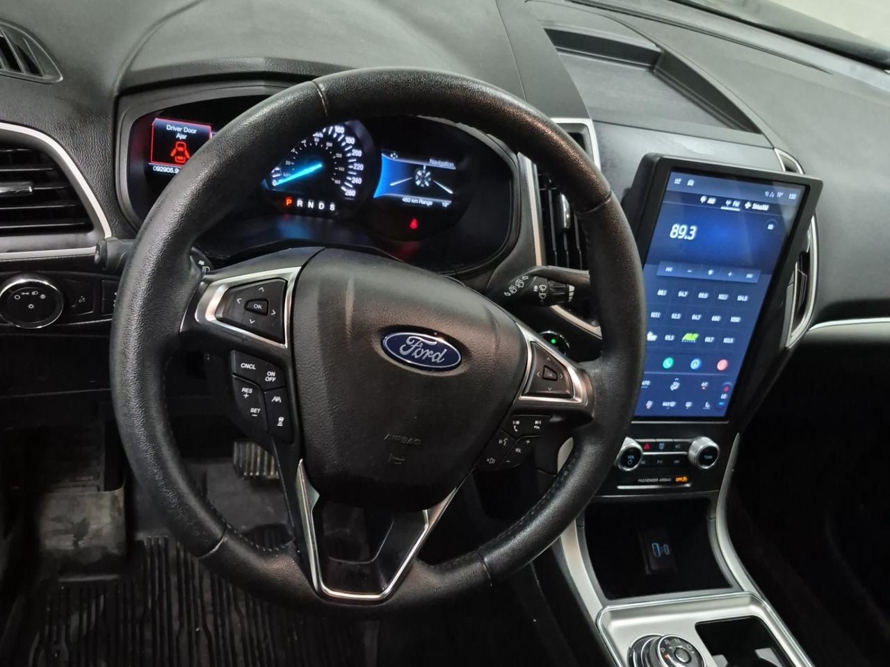 2022 Ford Edge SEL AWD | NO ACCIDENTS | DEALER SERVICED Photo