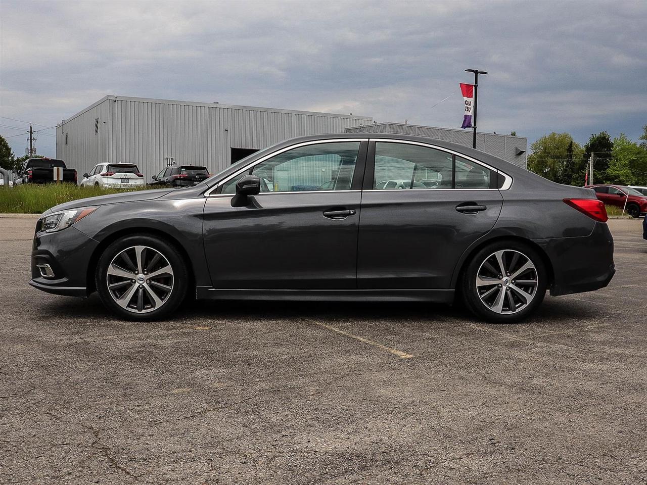 2019 Subaru Legacy LIMITED Photo