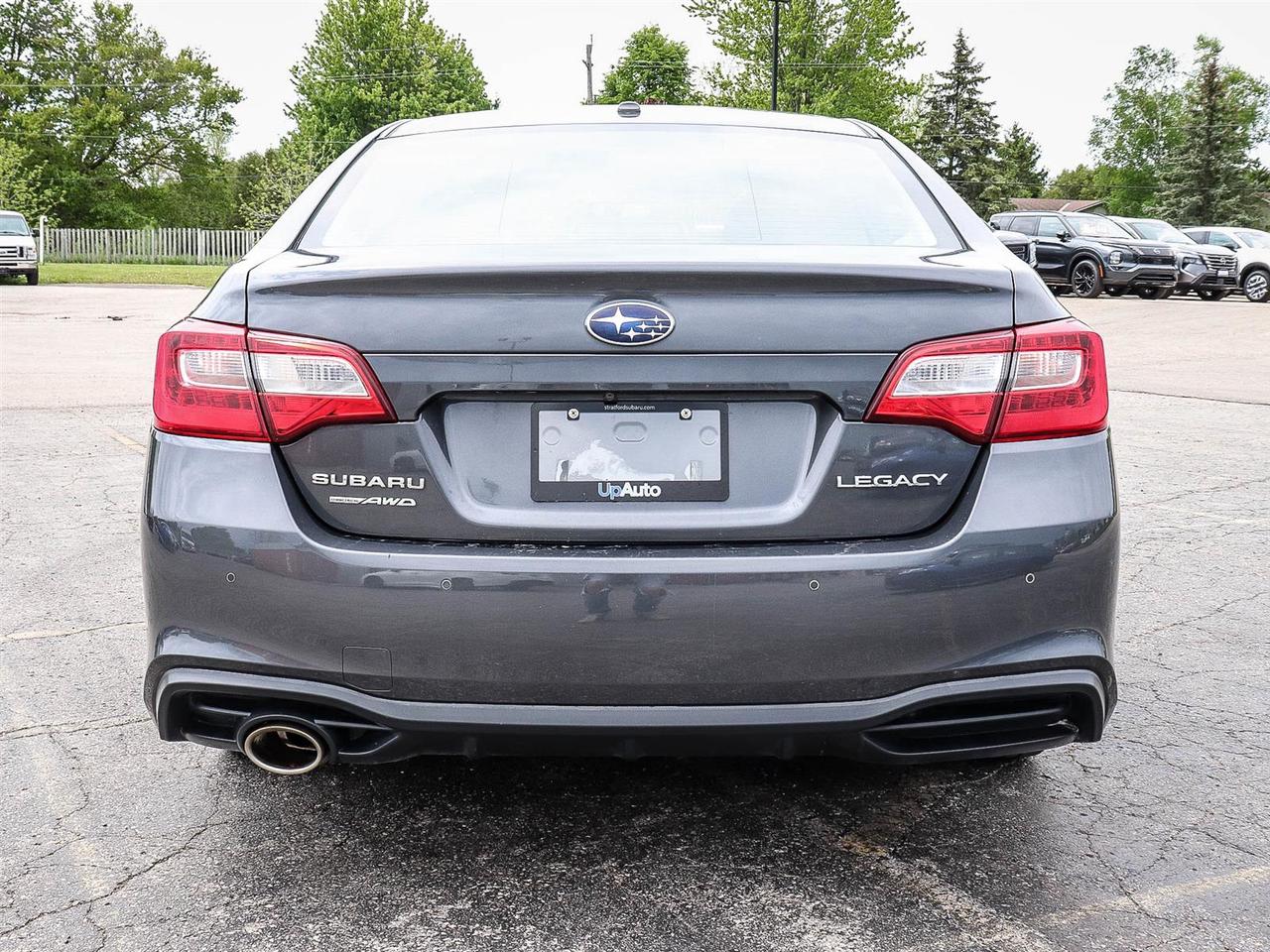 2019 Subaru Legacy LIMITED Photo3