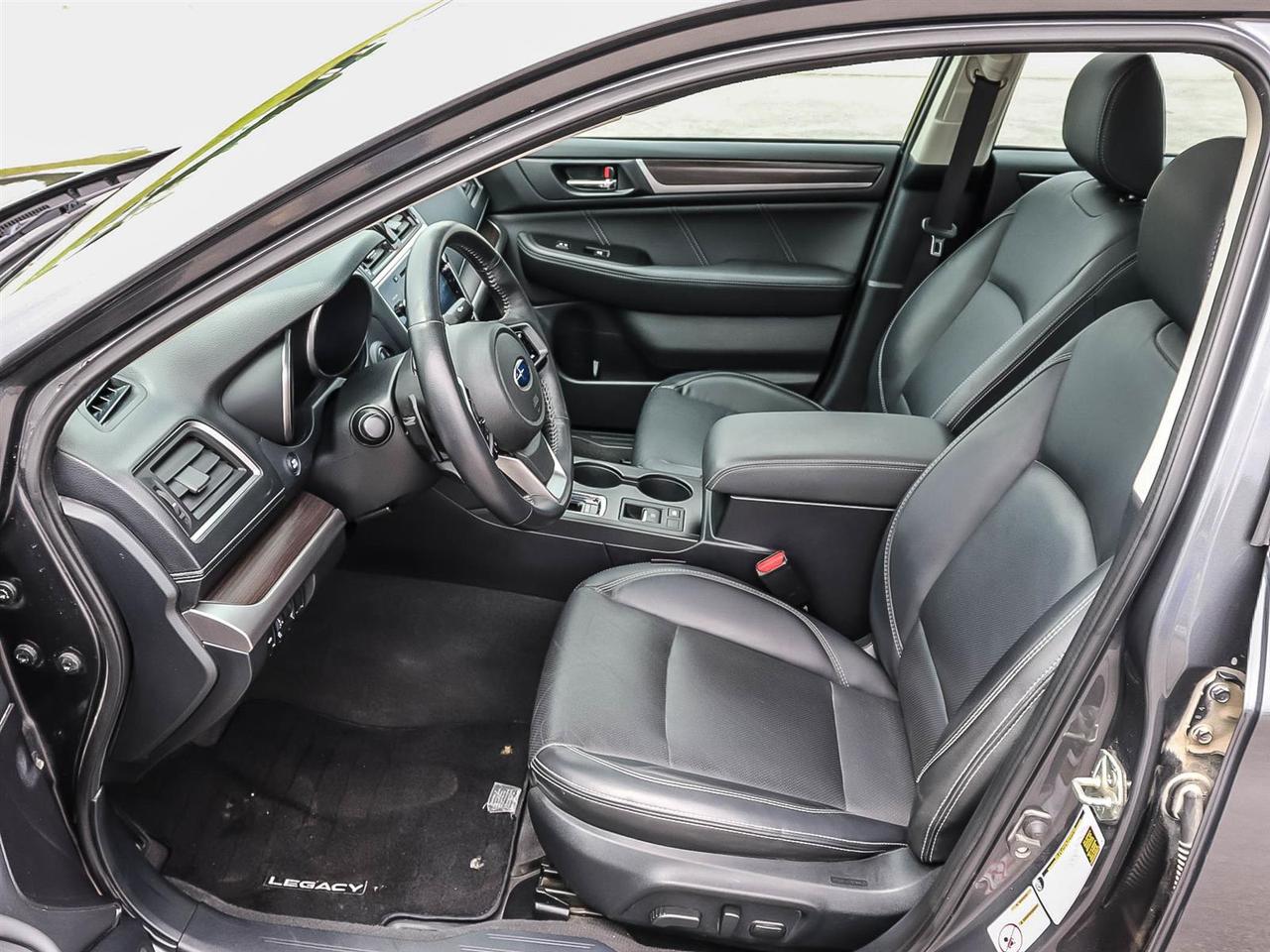 2019 Subaru Legacy LIMITED Photo