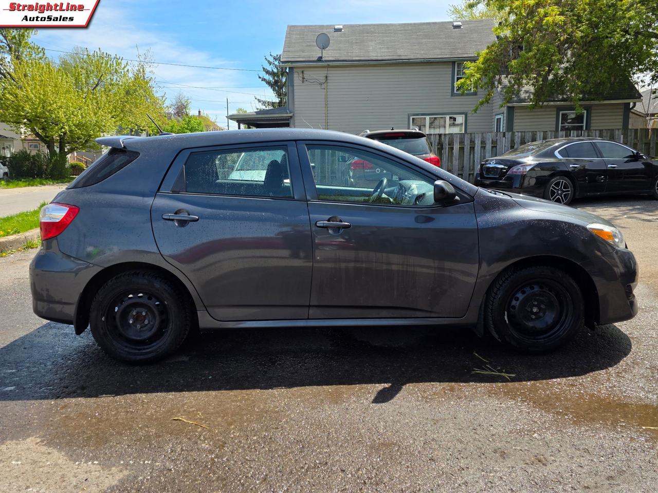 2009 Toyota Matrix Base 4-Speed AT Photo