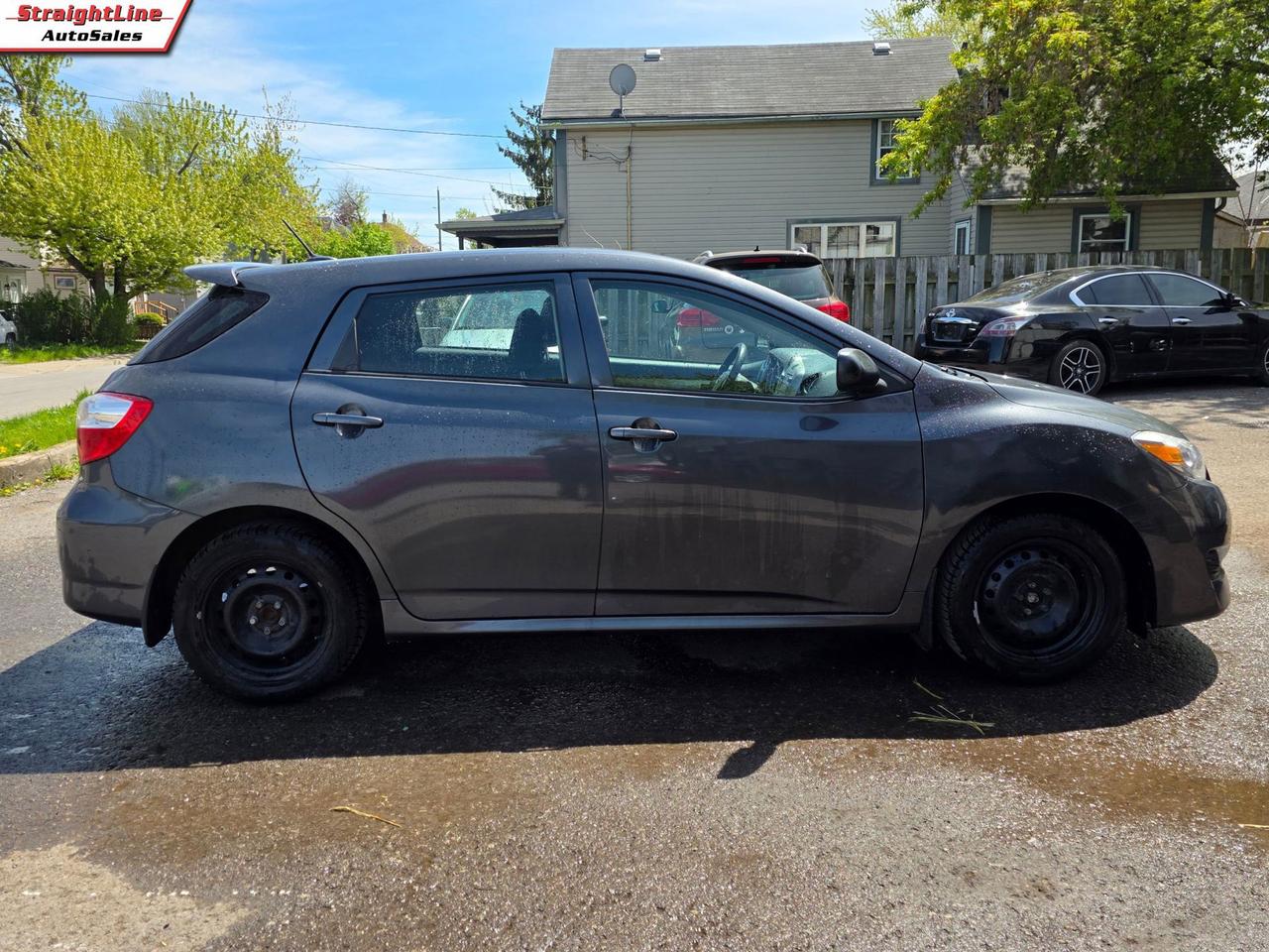 2009 Toyota Matrix Base 4-Speed AT Photo