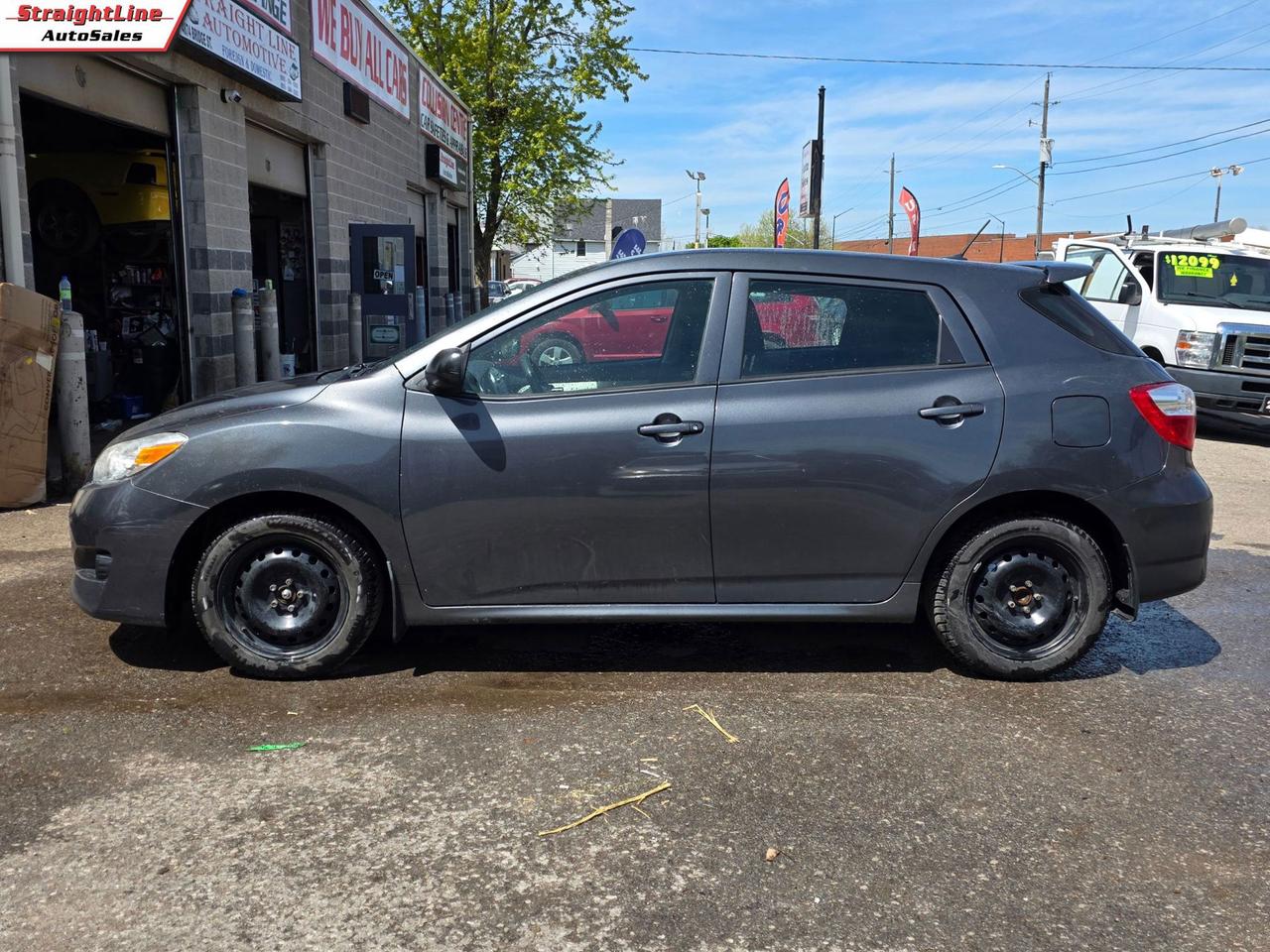 2009 Toyota Matrix Base 4-Speed AT Photo