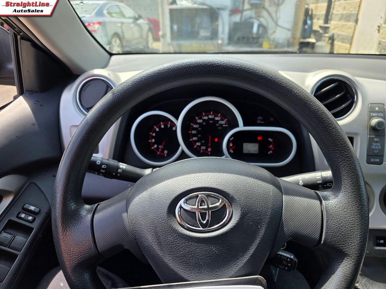 2009 Toyota Matrix Base 4-Speed AT Photo