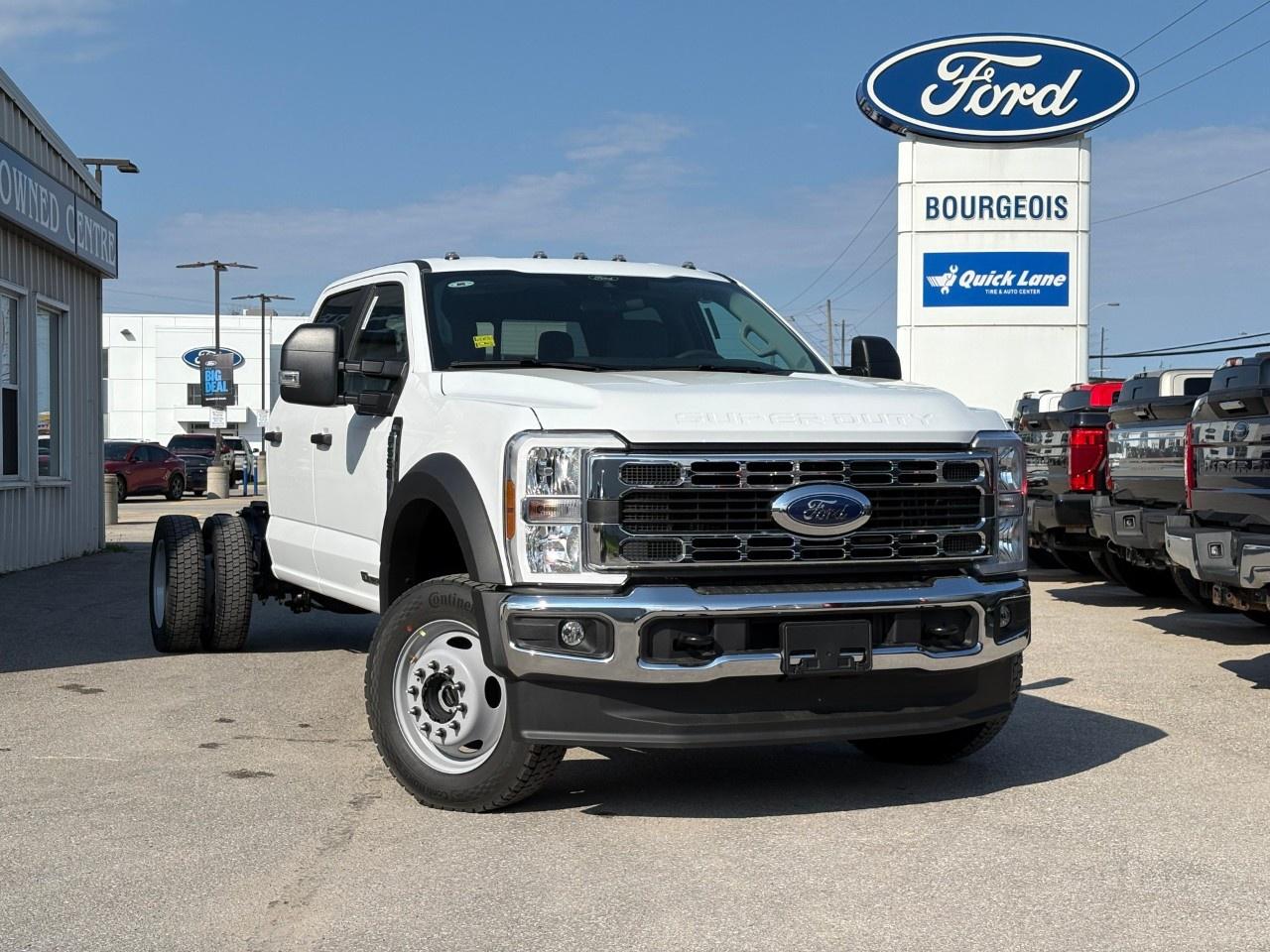 2026 Ford F-550 Super Duty DRW XL 4WD Crew Cab 203" WB 84" CA Photo0