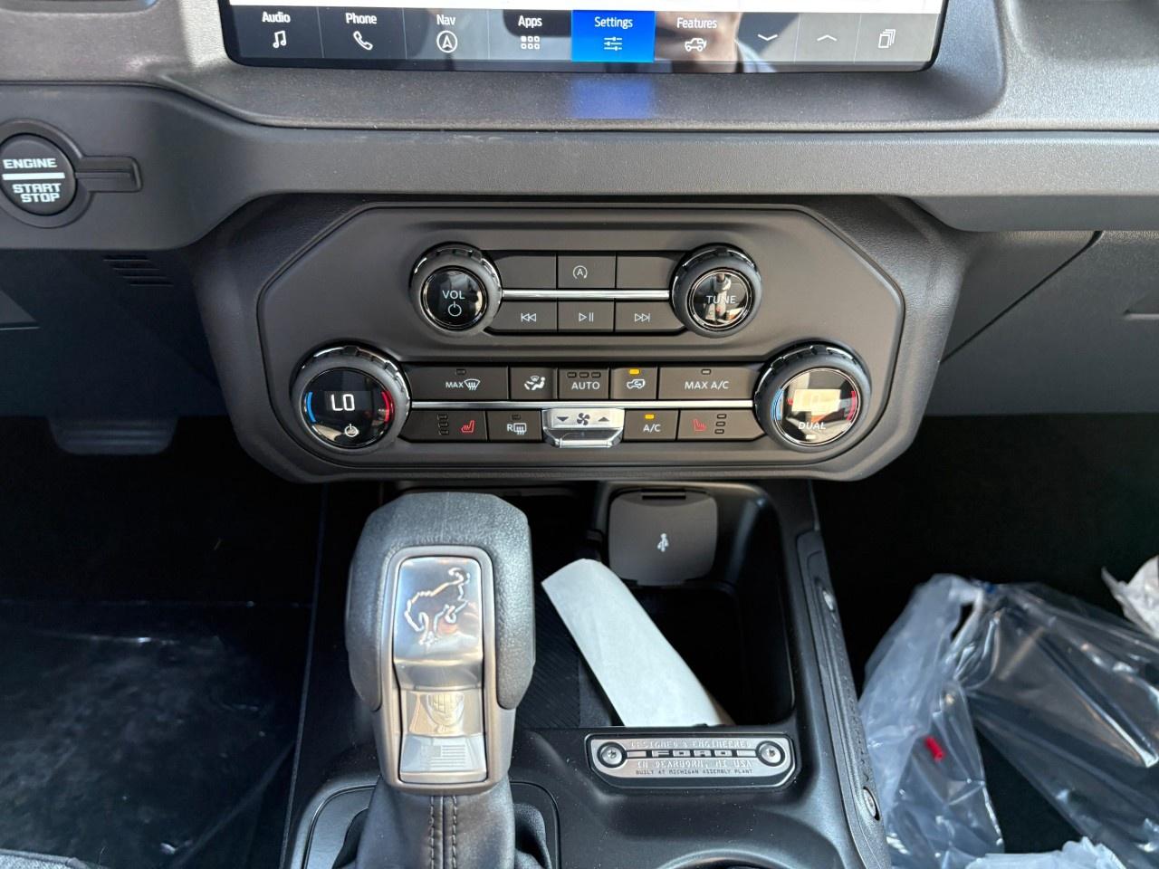 2026 Ford Bronco Big Bend 4 Door 4x4 Photo